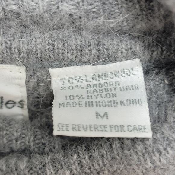 VTG Lambswool Turtleneck Sweater - Picture 10 of 10